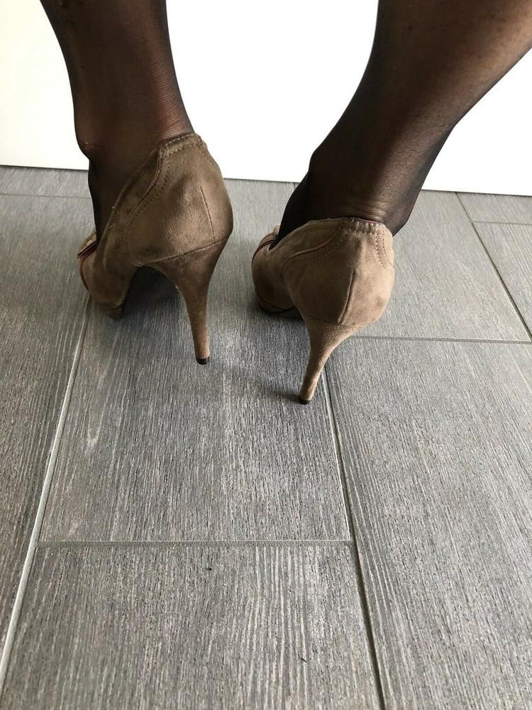 25P Sexy Milf, High Heels, Stocking Fotoshooting 4