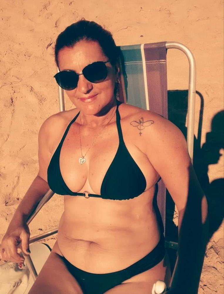 25P Facebook milf