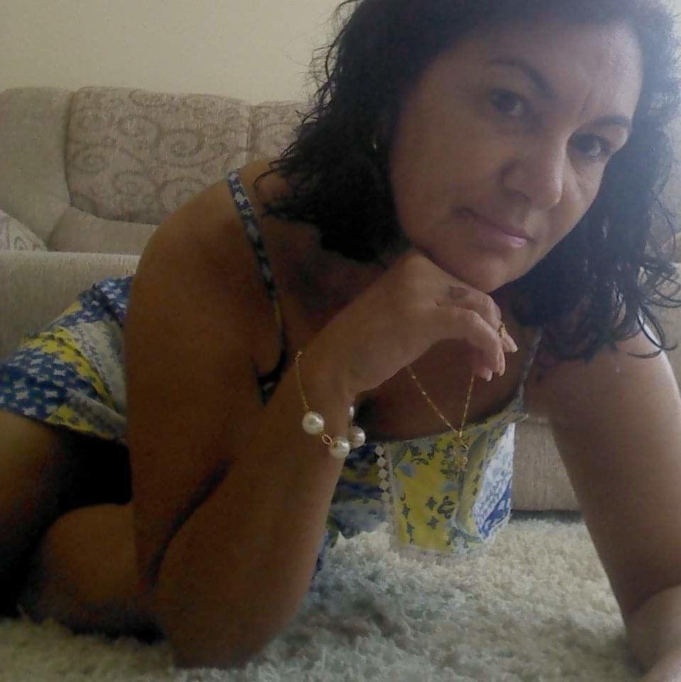25P Facebook milf