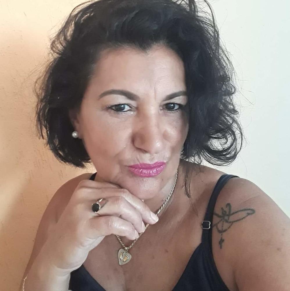 25P Facebook milf
