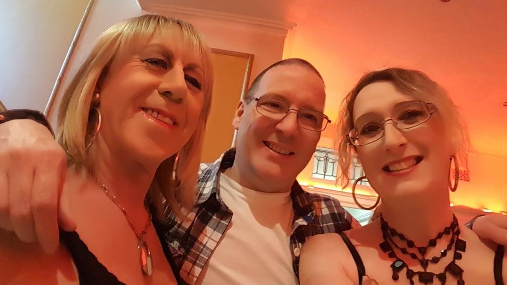 5P Mike, Pauline and Lisa at Lovejoys Club