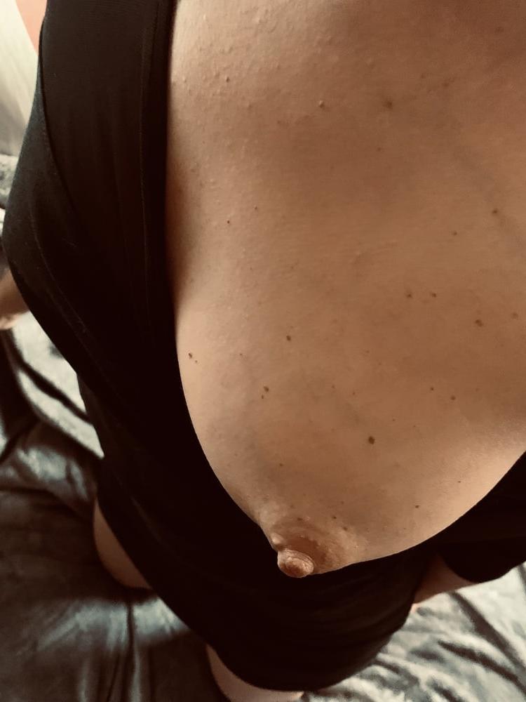 17P Hot milf