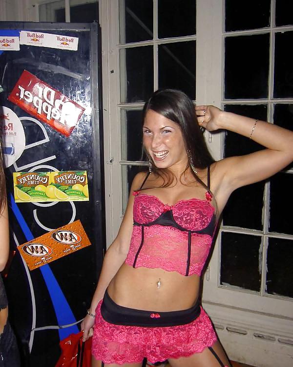 25P Real Hot Amateur Teen Bitches! pt 3