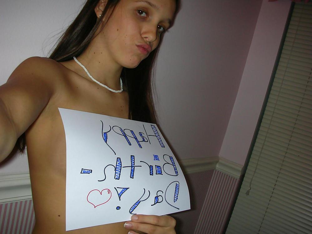 25P HOT AMATEUR TEEN 41