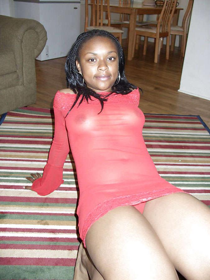 25P Ebony skirt up.