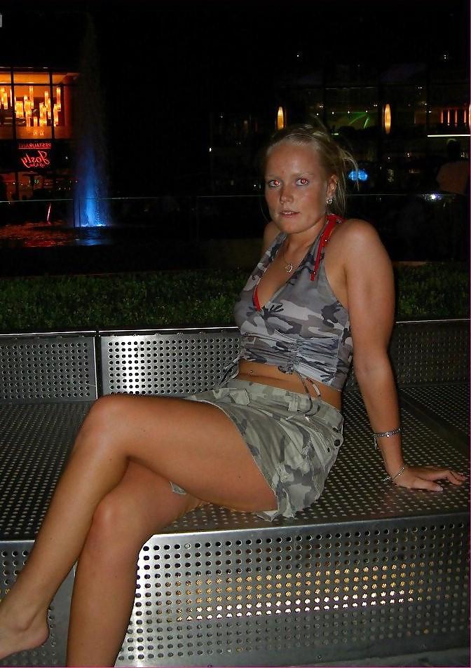 25P Amateur teen Caroline from Holland facebookgirlfriend