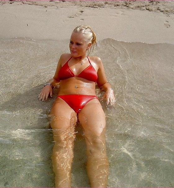 25P Amateur teen Caroline from Holland facebookgirlfriend