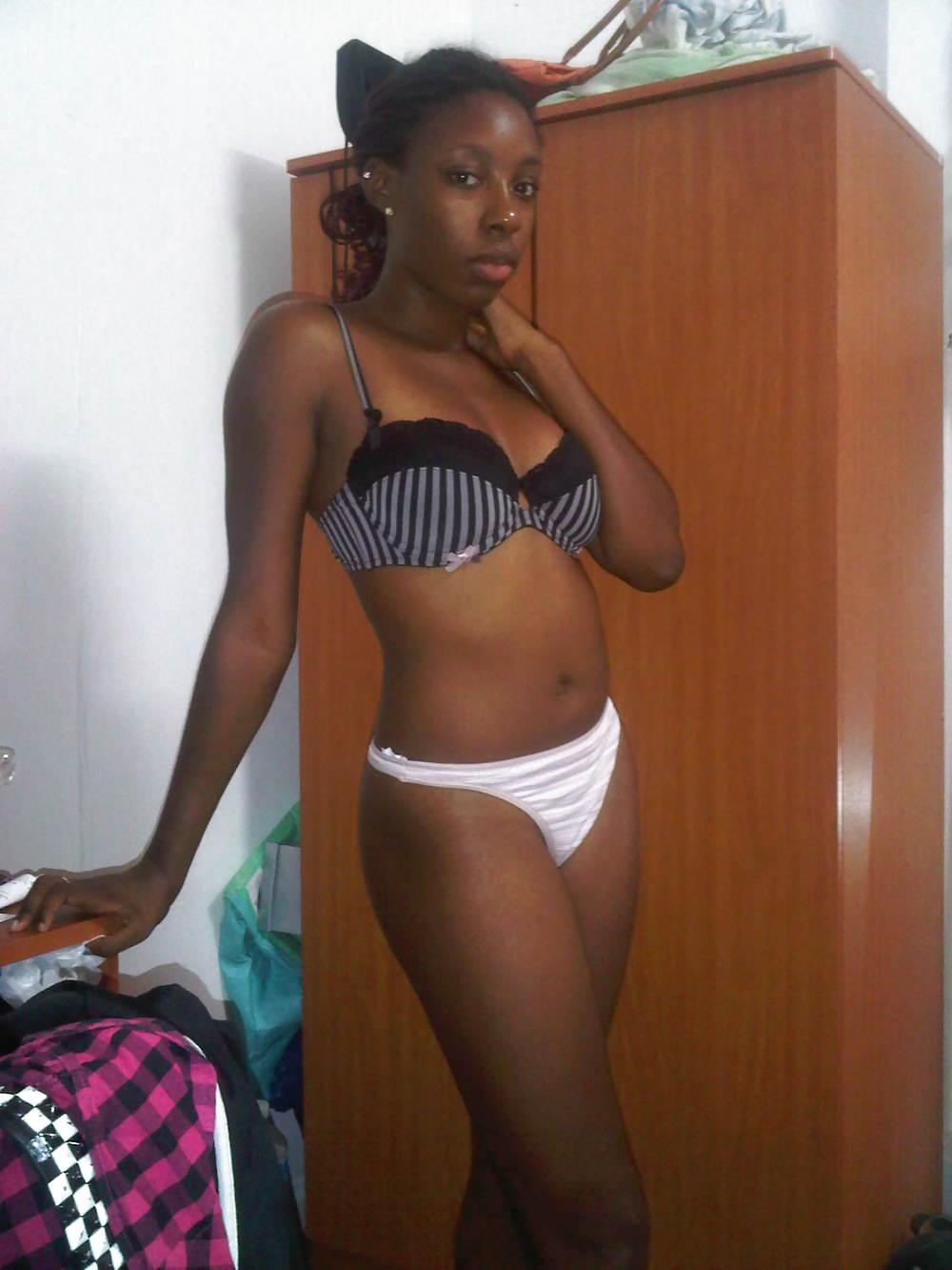 22P Ebony friend