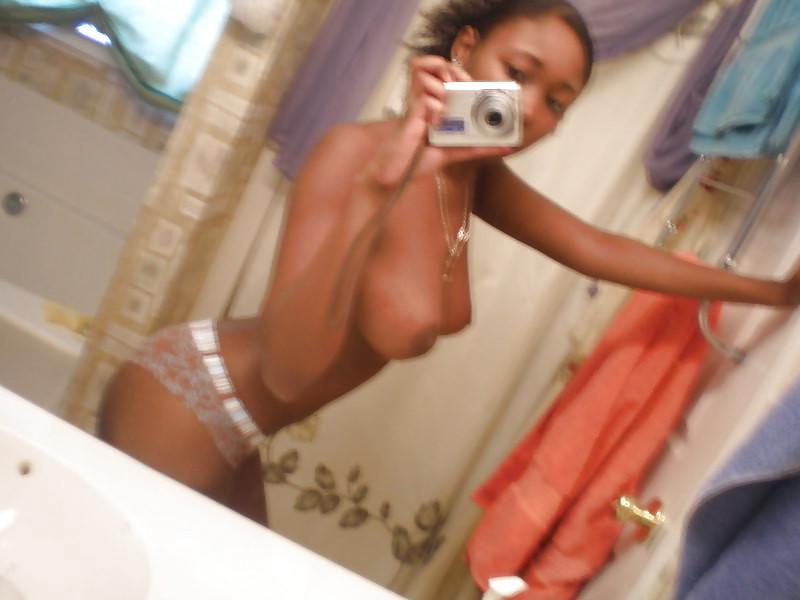 25P Ebony Self Pics