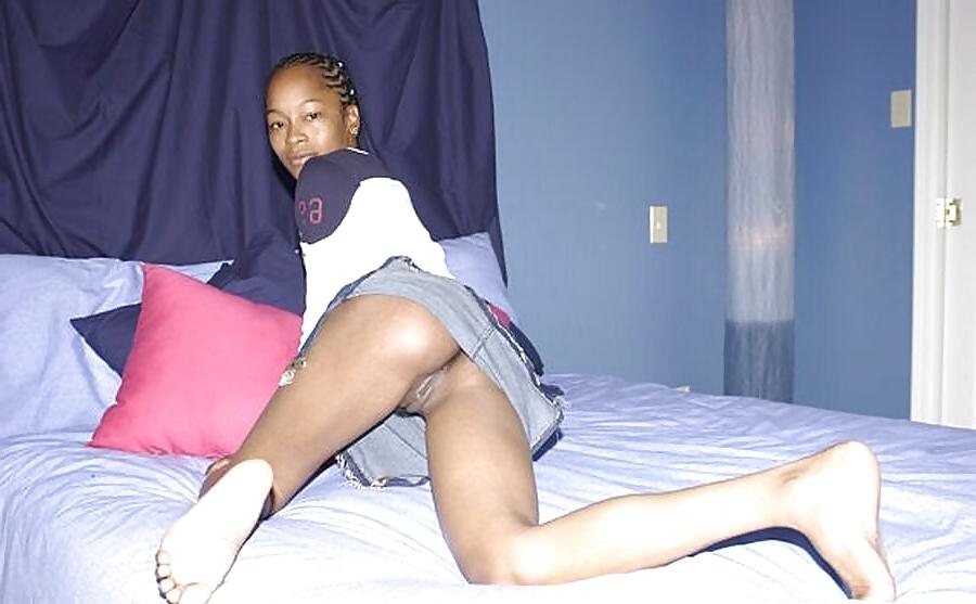 25P Ebony Self Pics