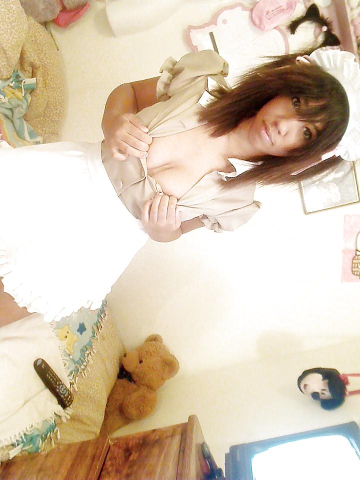 16P Ebony teen