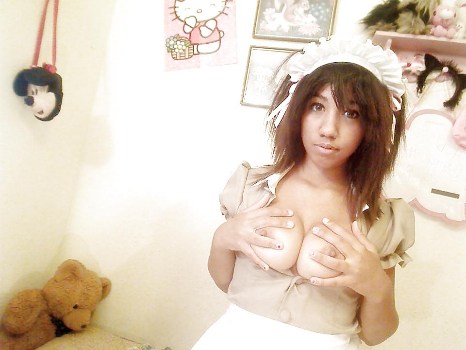 16P Ebony teen