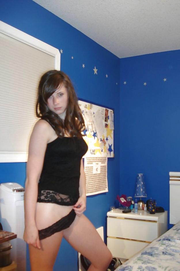 20P Sexy amateur teen babe