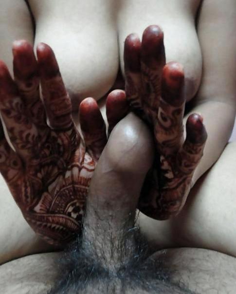 4P Newly wed indian couple