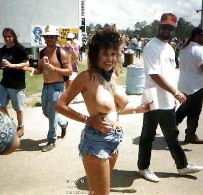 25P Nude In Public (Best of)