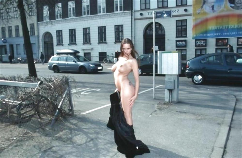 25P Nude In Public (Best of)