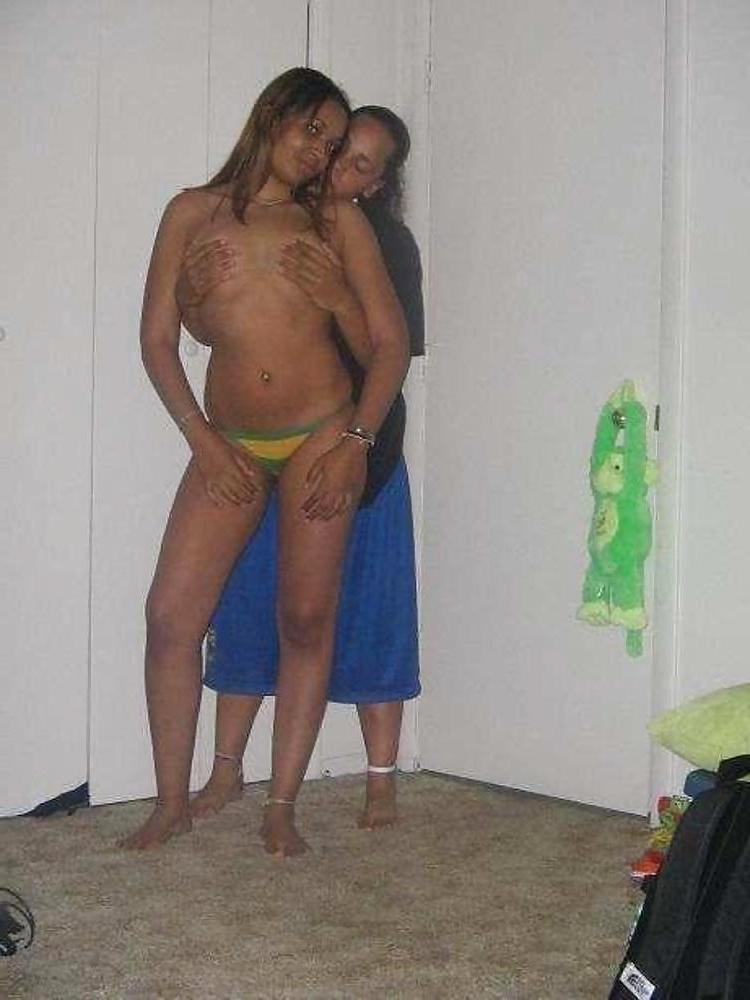25P Ebony sluts part 2