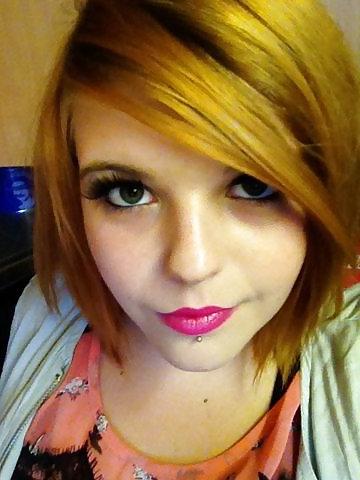 12P CUTE AMATEUR TEEN