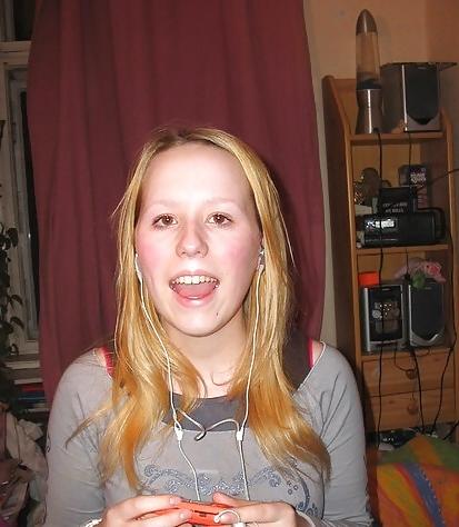 11P Petite blonde slut open hole