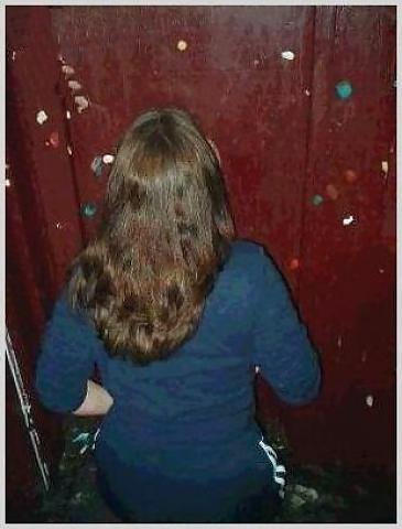 8P GloryHole Milf