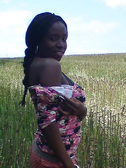 25P Busty Ebony Girl
