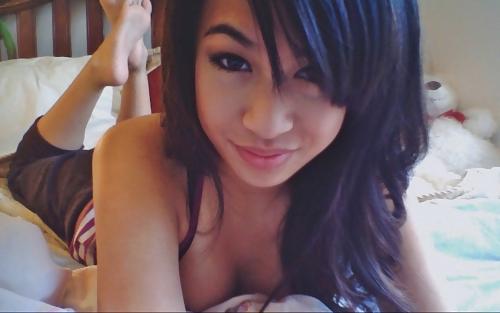 25P Awesome Amateur Teen Feet Part XXIV