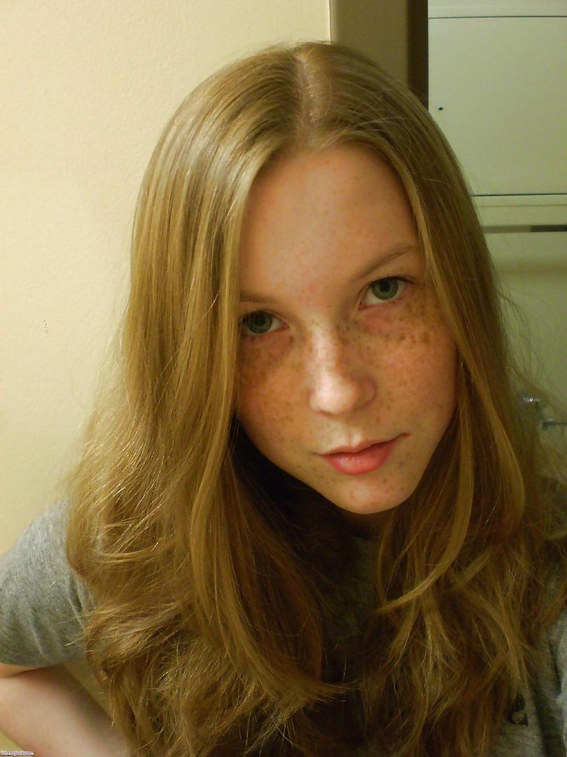4P Freckled Busty Amateur Teen Self Shooting