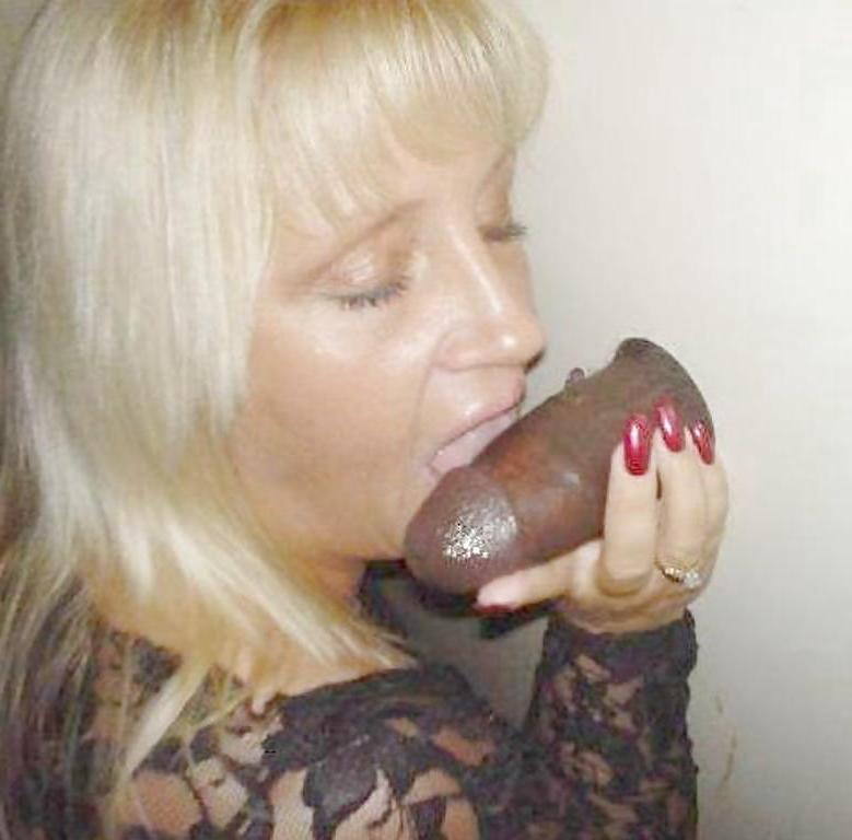 25P Les salopes ( glory hole )
