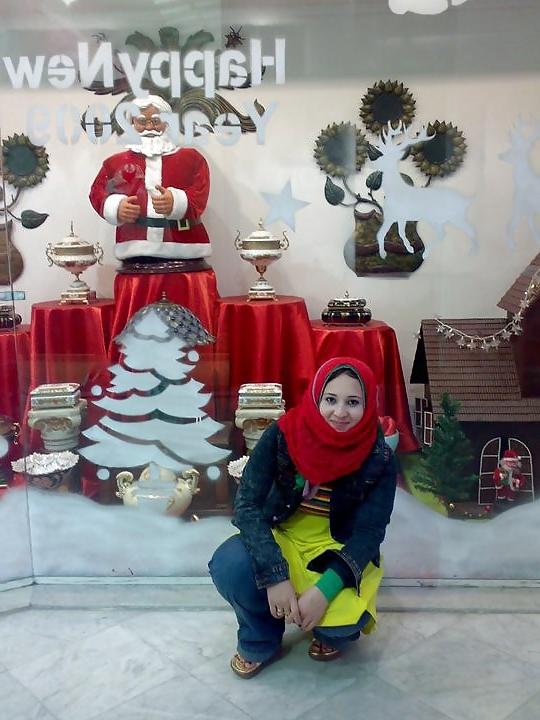 25P Arab Friend's Wife Arifa