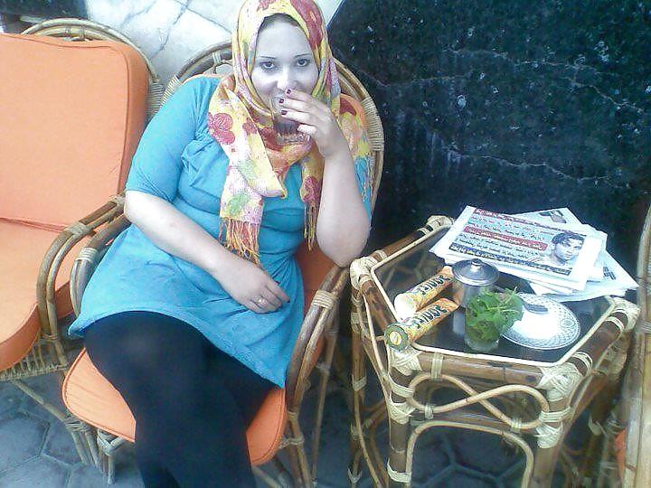 25P Arab Friend's Wife Arifa