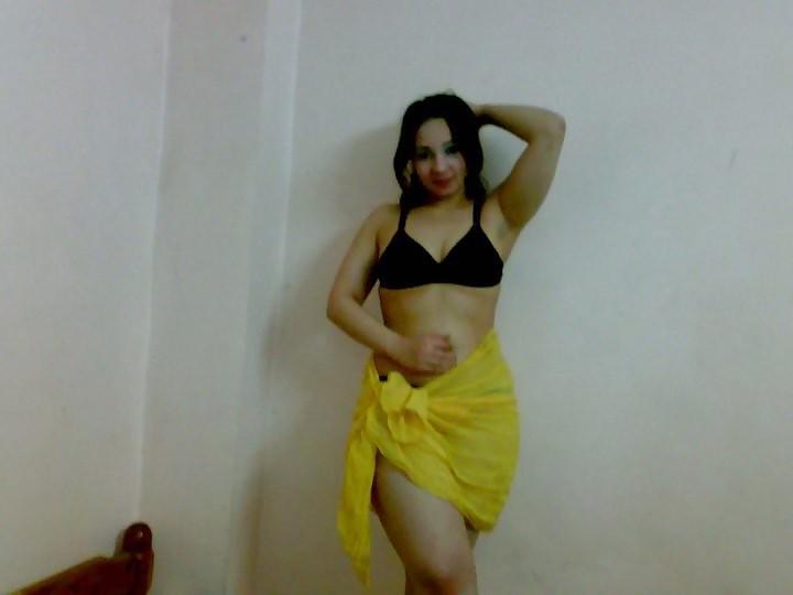 25P Arab Friend's Wife Arifa
