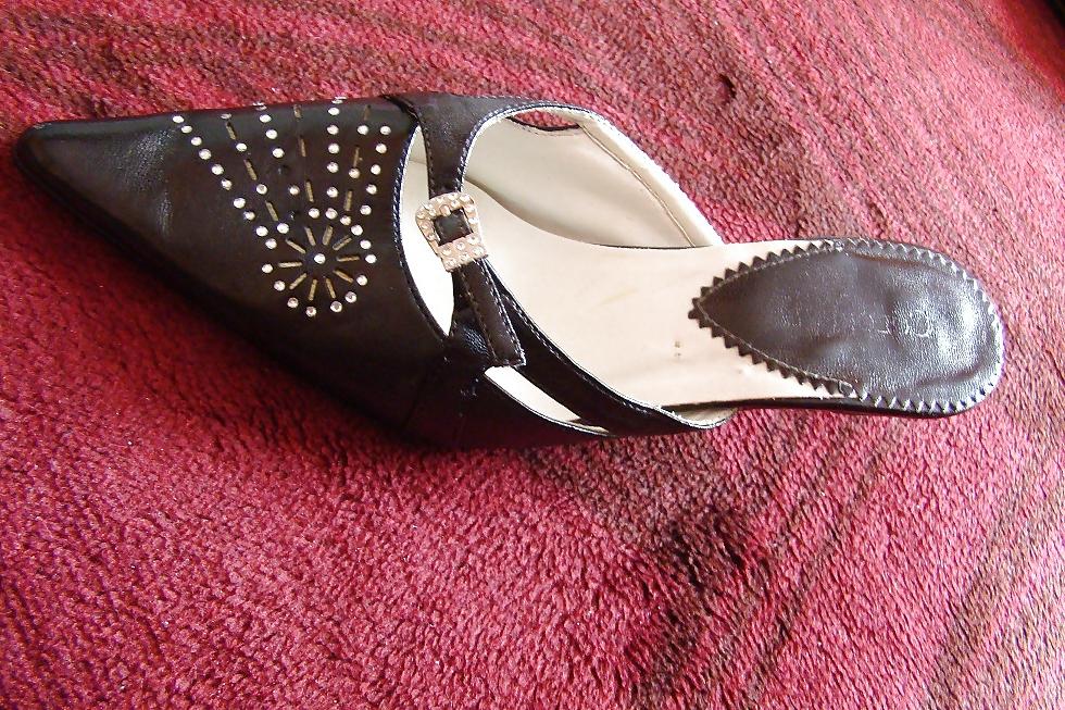 12P My 45 year old friend fucked my sweet innocent shoes