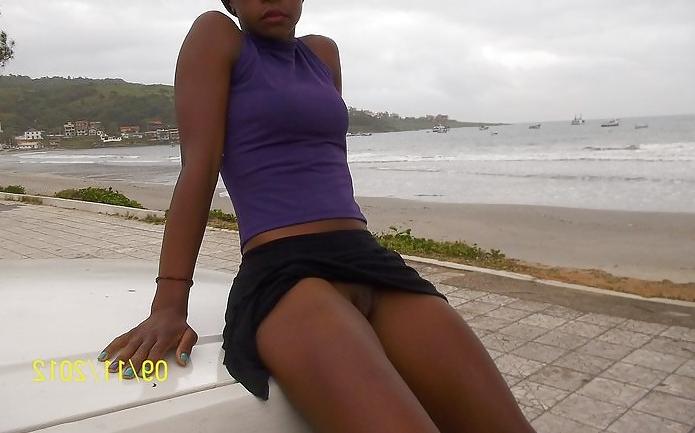 15P Neguinha bucetudinha - hot amateur ebony brazil