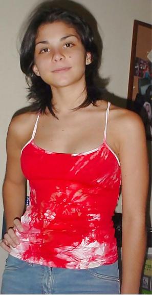 11P Amateur teen purr