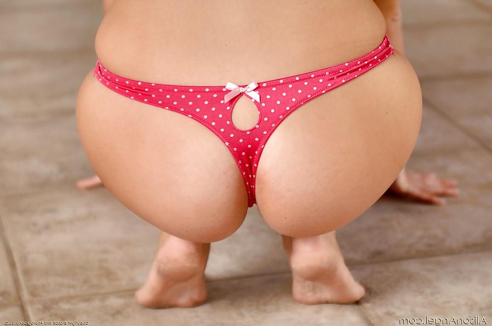 25P Best of Alison Ass !