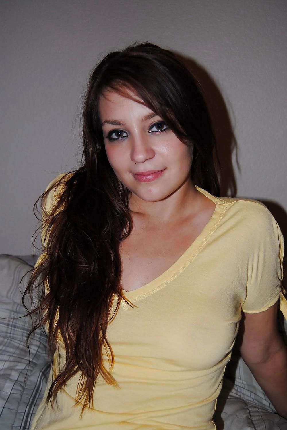 25P Amateur Teen's 26