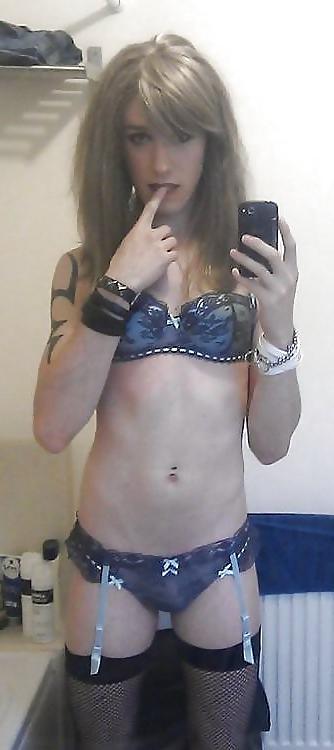 25P Amateur crossdress,shemale and cute boys.