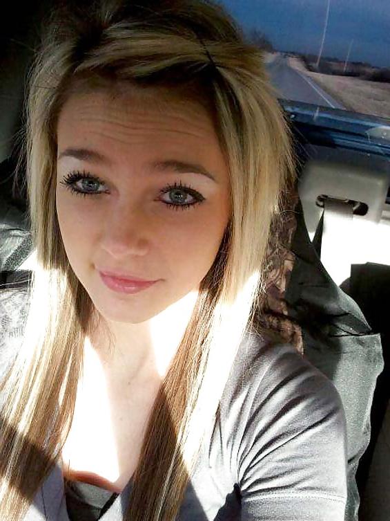 7P Amateur Teen Nude for self shot!