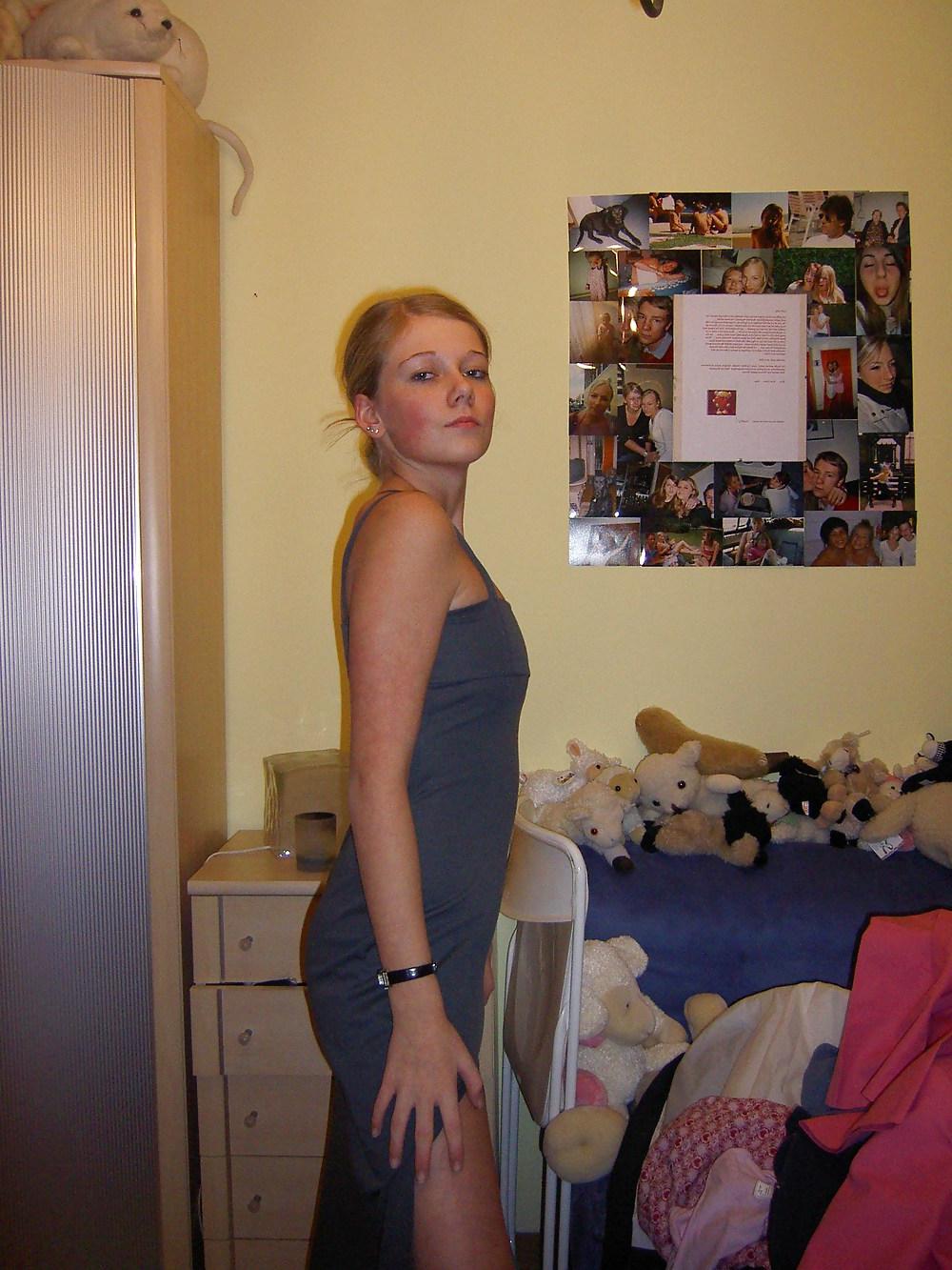 25P Amateur Teen's 42