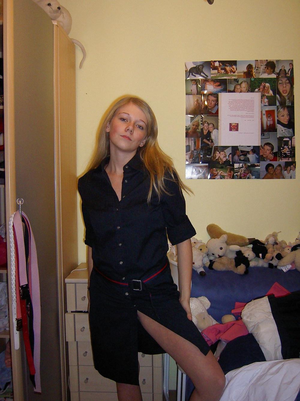 25P Amateur Teen's 42