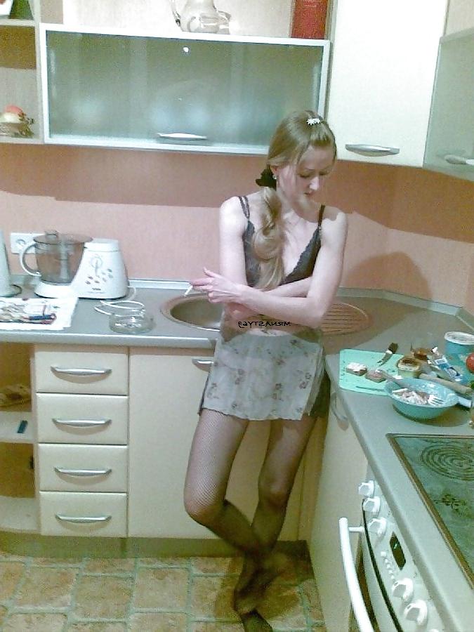 11P Wife Shows Pussy To Friend While Husband Is At Work