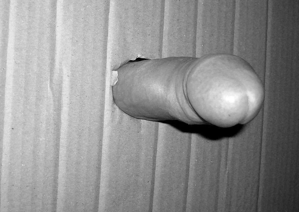 21P Gloryhole Delights (Guys and Gals)