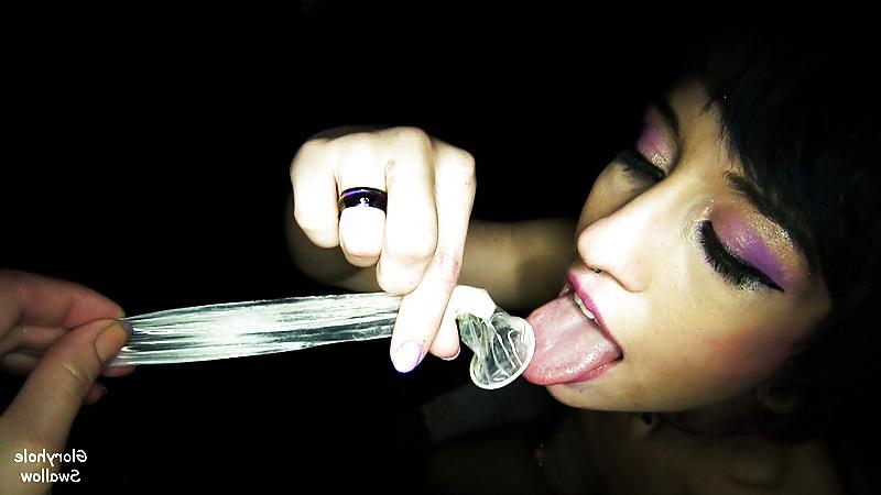 14P Paige Gloryhole Swallow