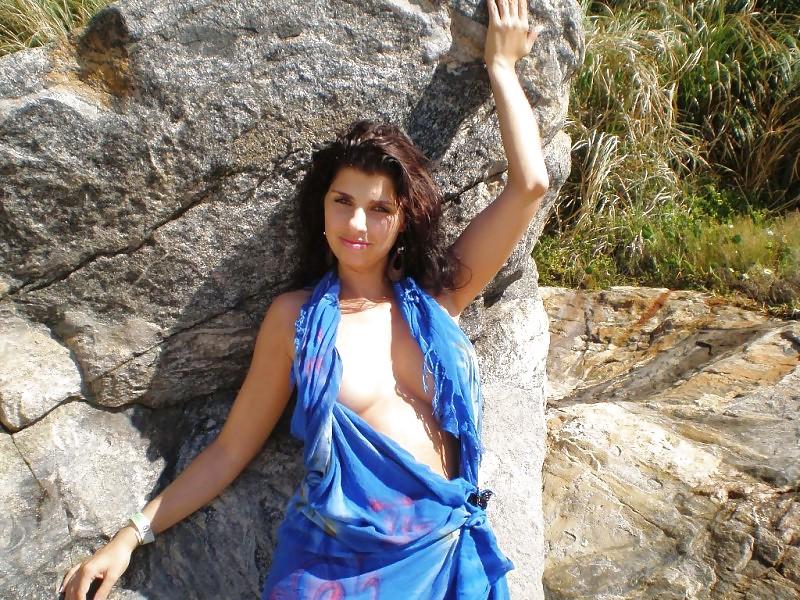 25P Amiga de Sao Goncalo (Friend from Sao Goncalo)