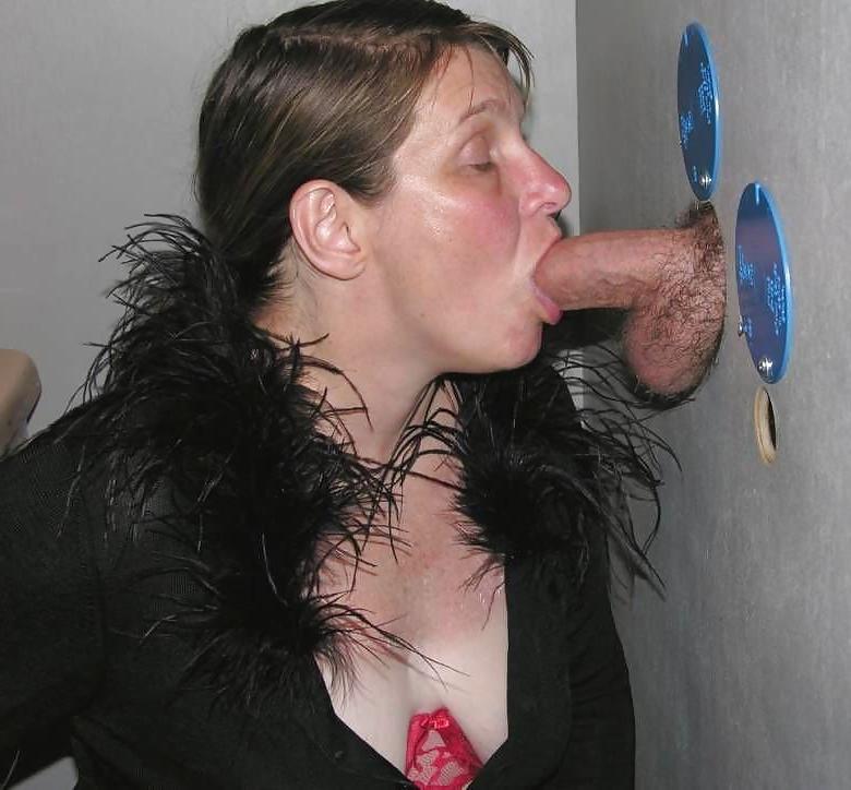 17P Gloryhole Sluts
