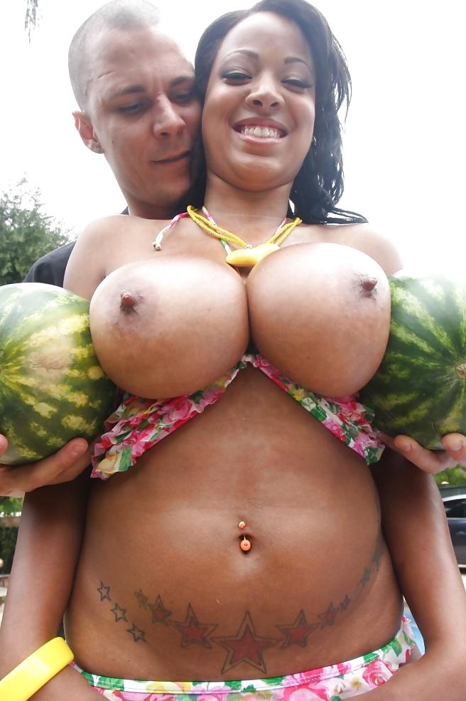 25P Ebony tits5
