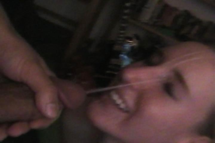 25P Pretty Amateur Teen Molly