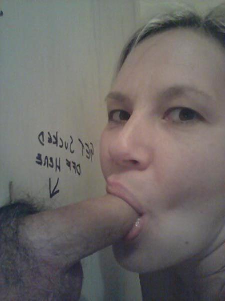19P Gloryhole Sluts