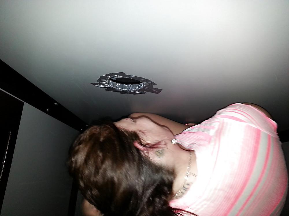 7P GloryHole Milf