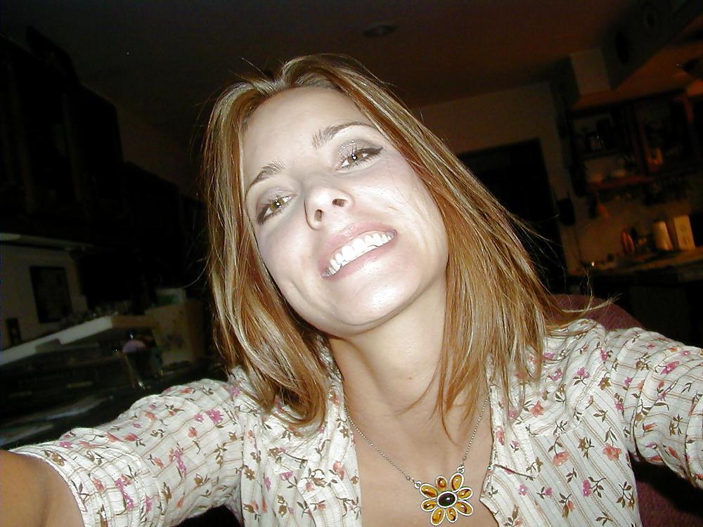 25P Amateur Teen Sharon